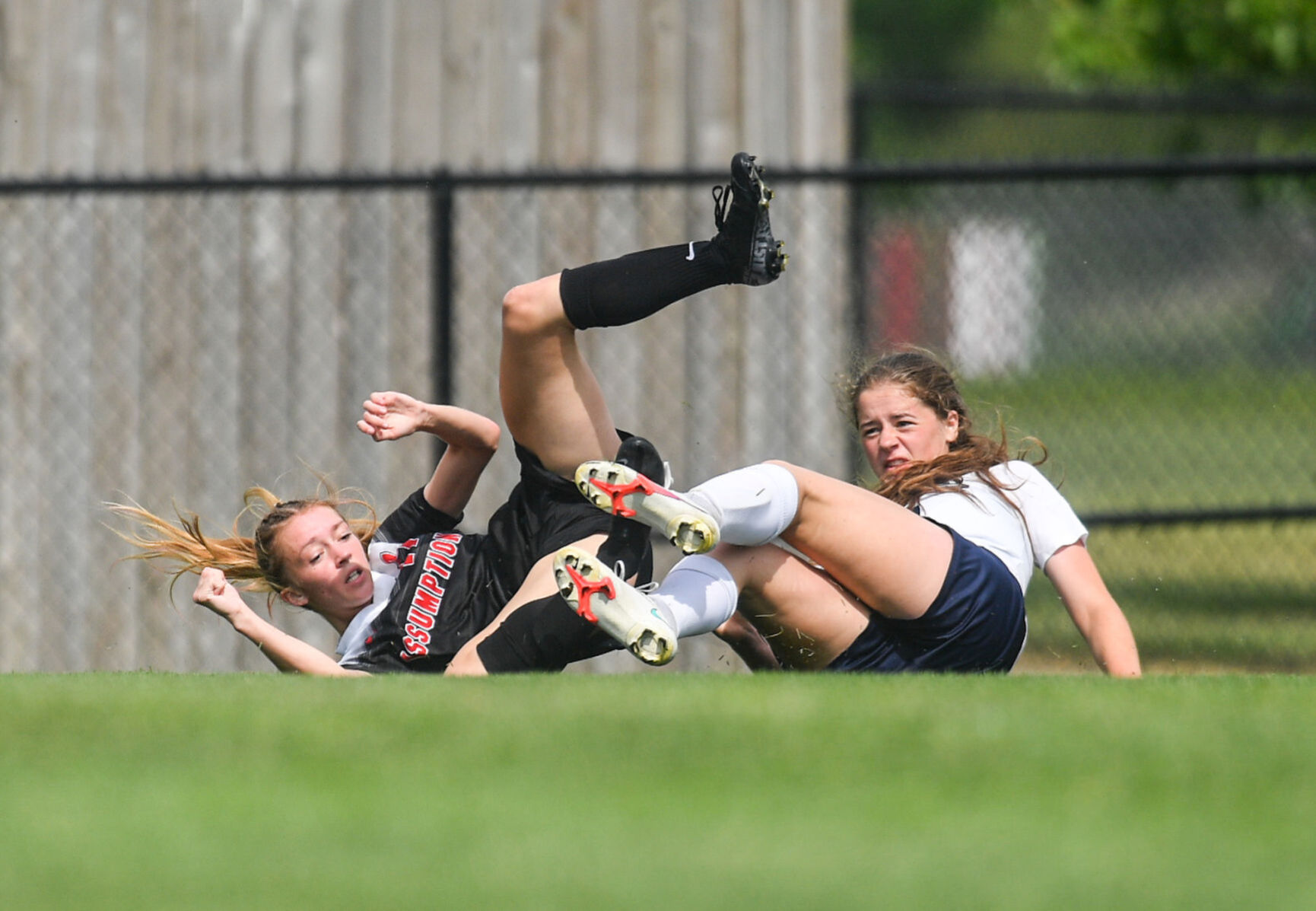 061121-qc-spt-iowa-state-soccer-assumption-013